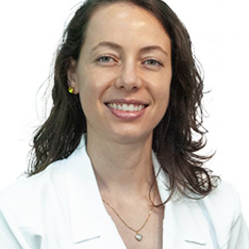 Dra. Júlia Berto de Oliveira Souza